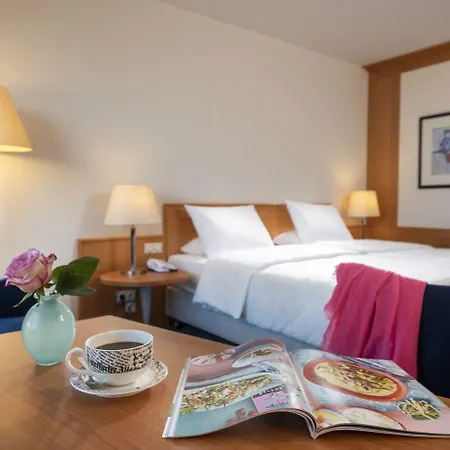 Maritim Frankfurt Hotel 4*